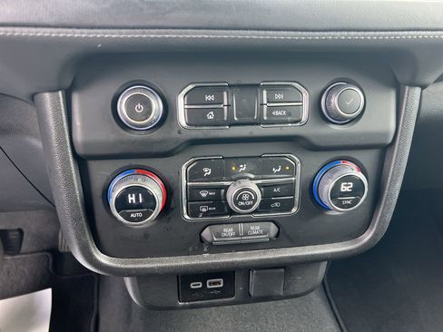 Used 2023 Chevrolet Suburban LS w/ Driver Alert Package image 29