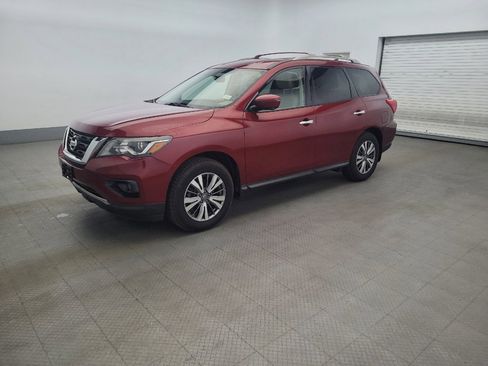 Used 2019 Nissan Pathfinder SL AWD/4WD image 2
