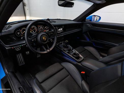 Used 2022 Porsche 911 GT3 RWD image 18