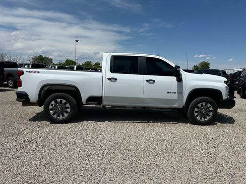 Used 2023 Chevrolet Silverado 2500 Custom w/ Custom Value Package AWD/4WD image 12