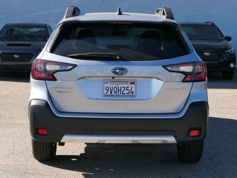 Certified 2025 Subaru Outback Limited w/ Tech Package 2 image 4