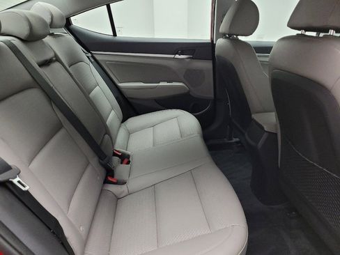 Used 2019 Hyundai Elantra Limited FWD image 19