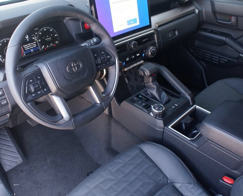 Certified 2026 Toyota 4Runner TRD Off-Road Premium AWD/4WD image 13