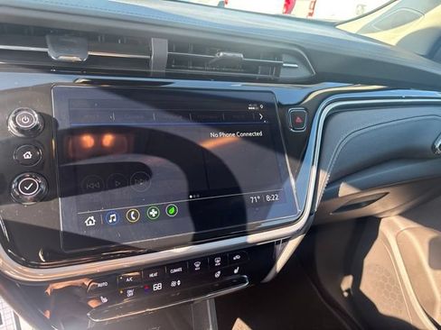 Used 2023 Chevrolet Bolt EUV LT w/ Comfort Package FWD image 42