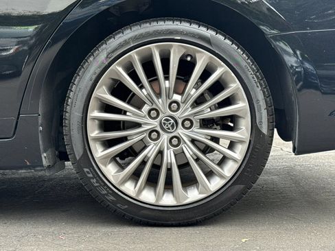 Used 2019 Toyota Avalon Limited w/ Advanced Safety Package FWD image 27