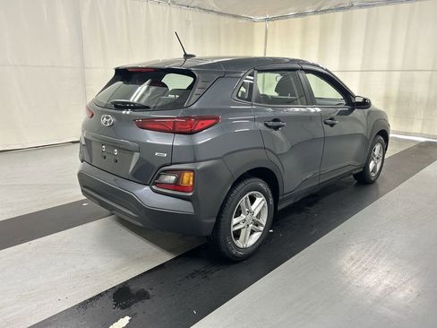 Used 2021 Hyundai Kona SE image 2