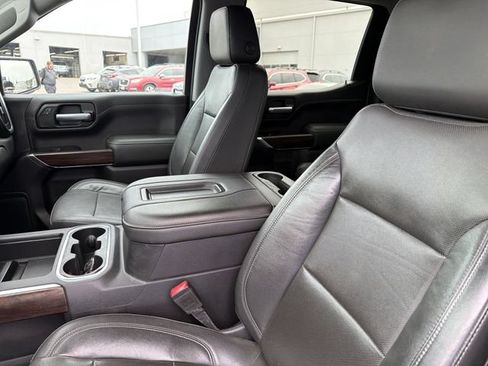 Used 2019 GMC Sierra 1500 SLT AWD/4WD image 18