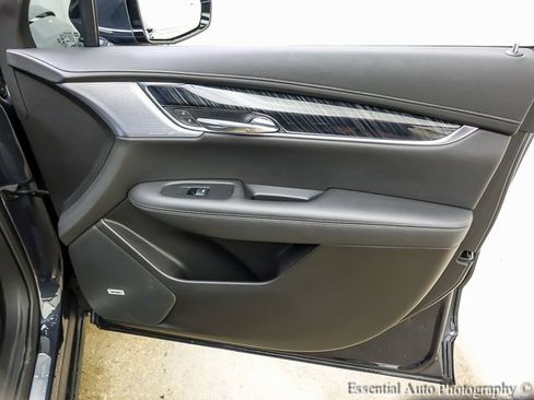 Certified 2023 Cadillac XT6 Premium Luxury image 26