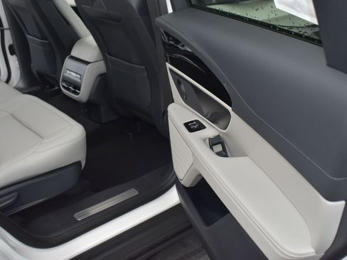 New 2026 Lincoln Nautilus Premier w/ Equipment Group 102A image 15