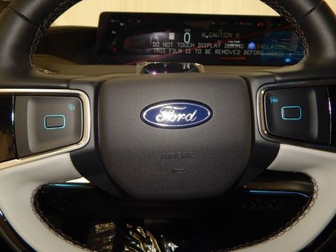 New 2025 Ford Expedition Platinum w/ Platinum Ultimate Package image 27