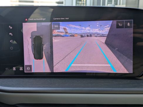 Certified 2025 Audi Q5 Premium w/ Convenience Package AWD/4WD image 17