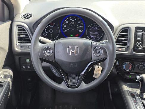 Used 2019 Honda HR-V LX image 20