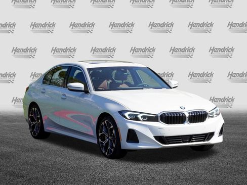 Certified 2025 BMW 330i Sedan RWD image 2