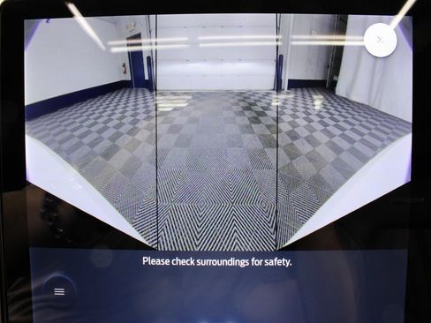 Used 2024 Ford Expedition Platinum image 22