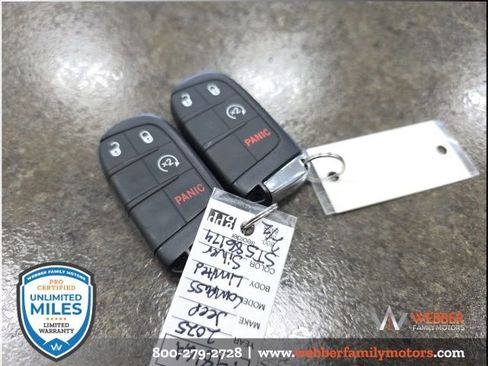 Used 2025 Jeep Compass Limited image 8