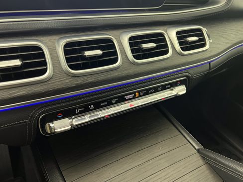 Certified 2020 Mercedes-Benz GLE 350 4MATIC image 32