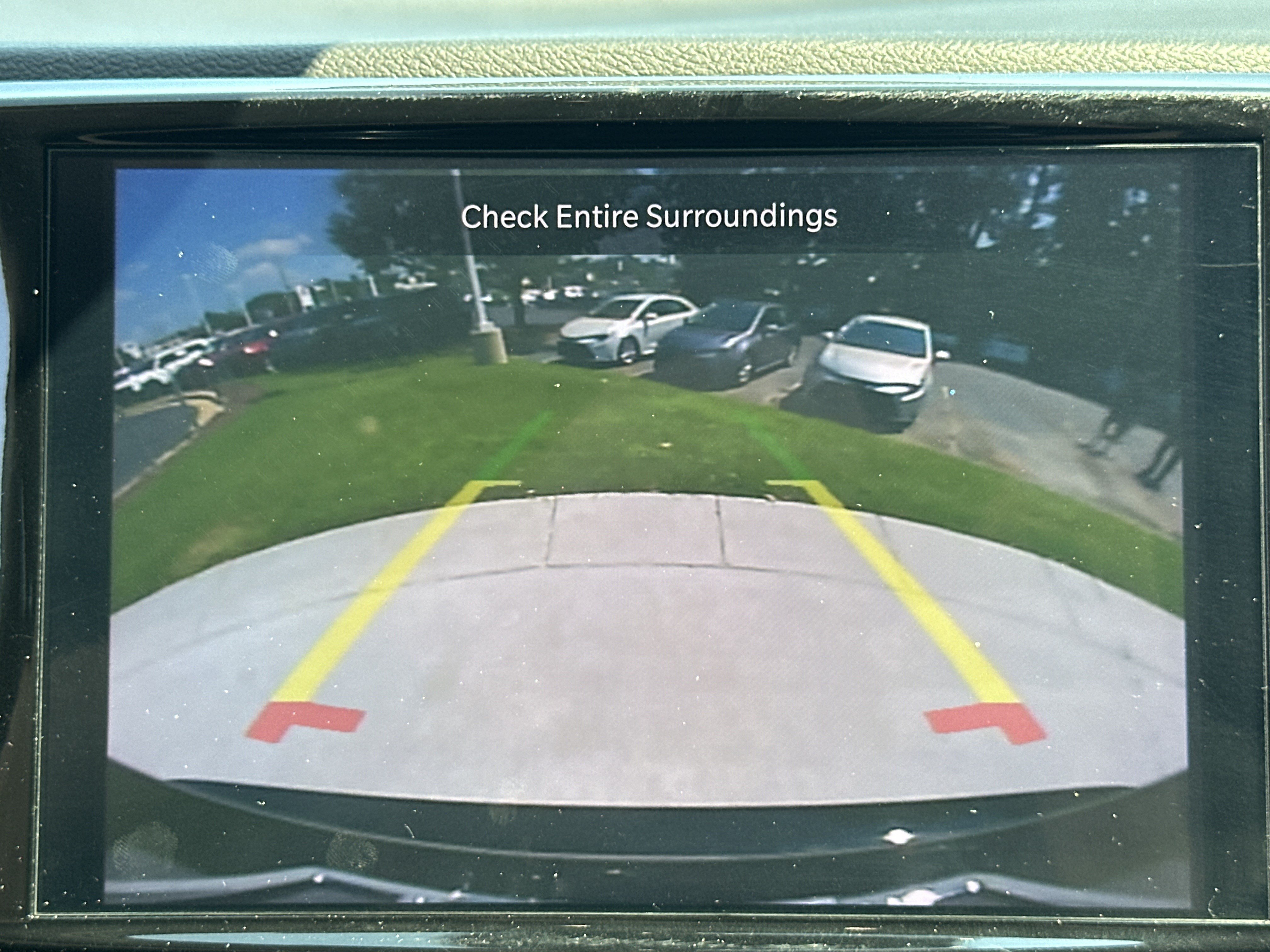 Used 2024 Chrysler Pacifica Touring-L FWD image 25