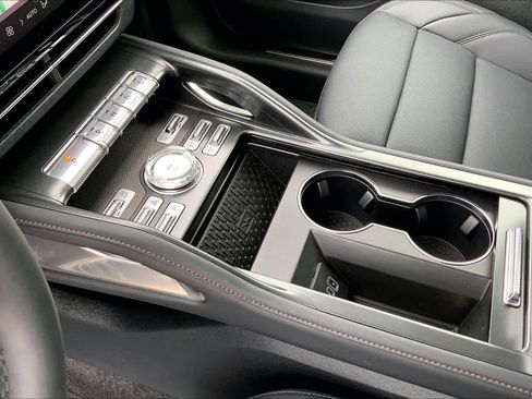 New 2026 Lincoln Nautilus Premier w/ Jet Appearance Package image 7