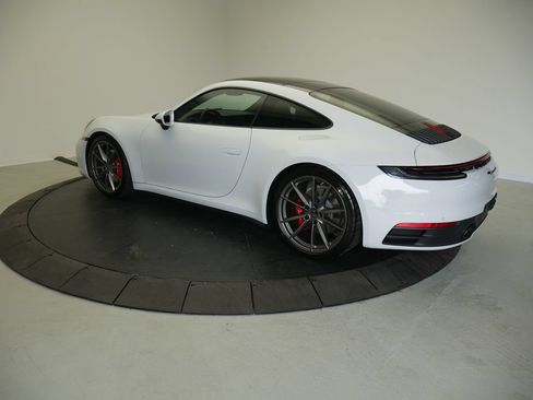 Certified 2020 Porsche 911 Carrera 4S AWD/4WD image 3