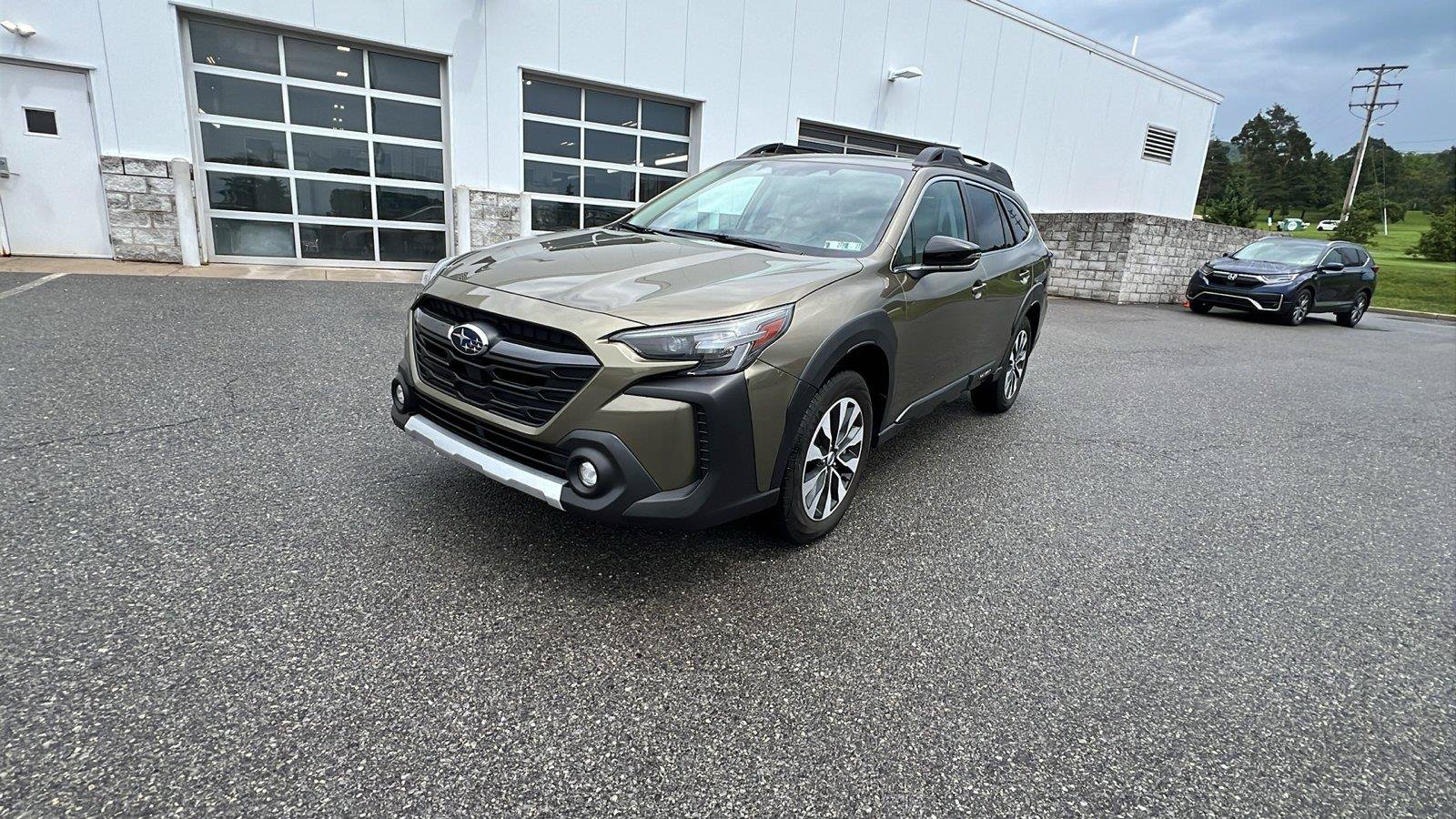 Used 2024 Subaru Outback Limited AWD/4WD image 8
