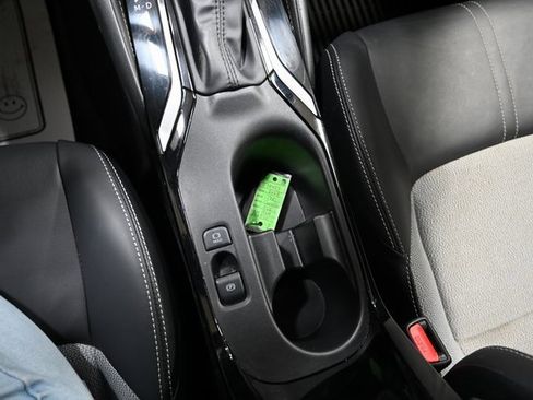 Used 2025 Toyota Corolla XSE image 21