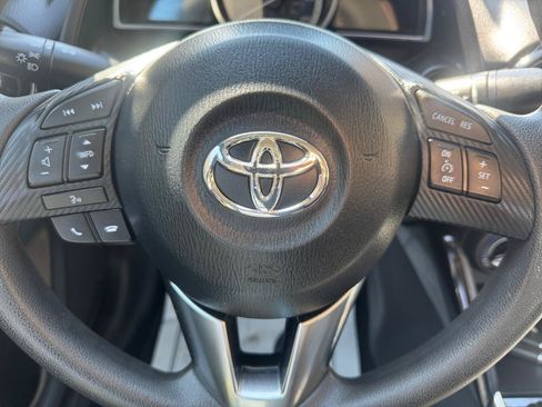 Used 2018 Toyota Yaris iA FWD image 16