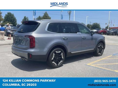 Used 2025 Kia Telluride S FWD image 6