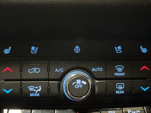 Used 2024 Dodge Durango R/T w/ Tow 'N Go Package AWD/4WD image 30