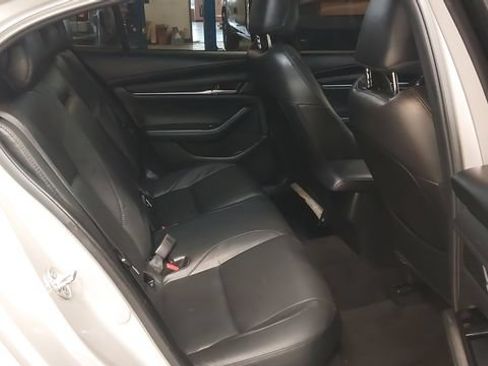 Used 2024 MAZDA MAZDA3 s FWD image 31