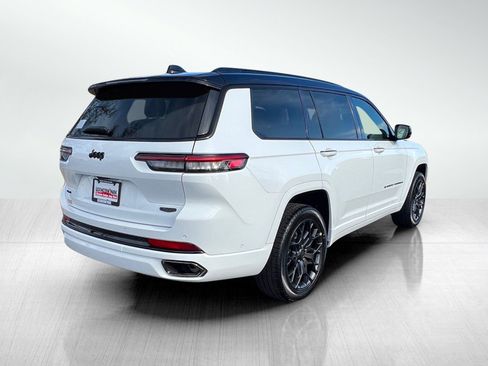 New 2025 Jeep Grand Cherokee L Summit image 8