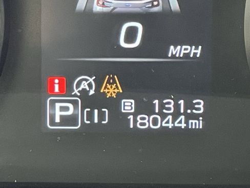 Certified 2024 Subaru Crosstrek 2.0i Premium w/ Crosstrek Mirror Package image 21