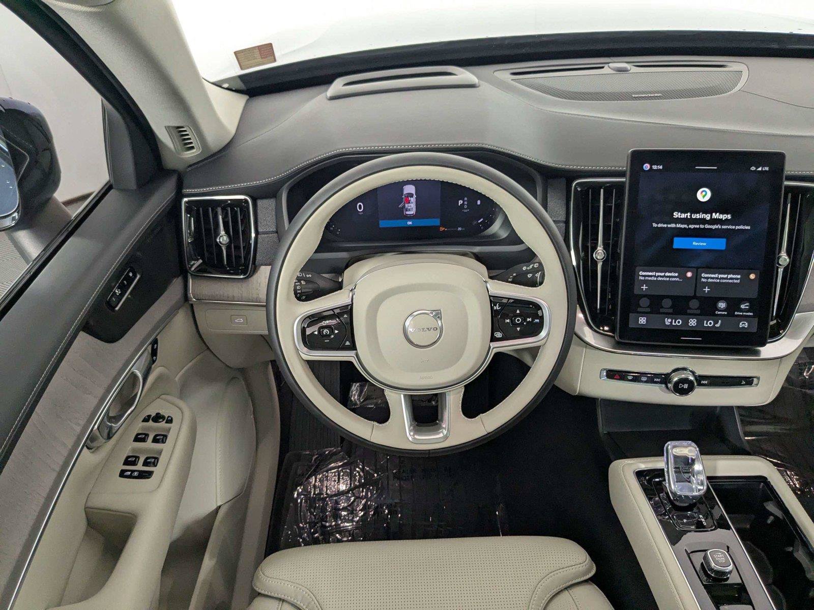 Used 2026 Volvo XC90 B6 Ultra w/ Protection Package Premier AWD/4WD image 40