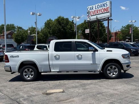 Used 2022 RAM 1500 Laramie AWD/4WD image 5
