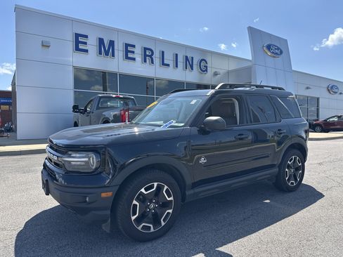 Used 2022 Ford Bronco Sport Outer Banks w/ Tech Package AWD/4WD image 1