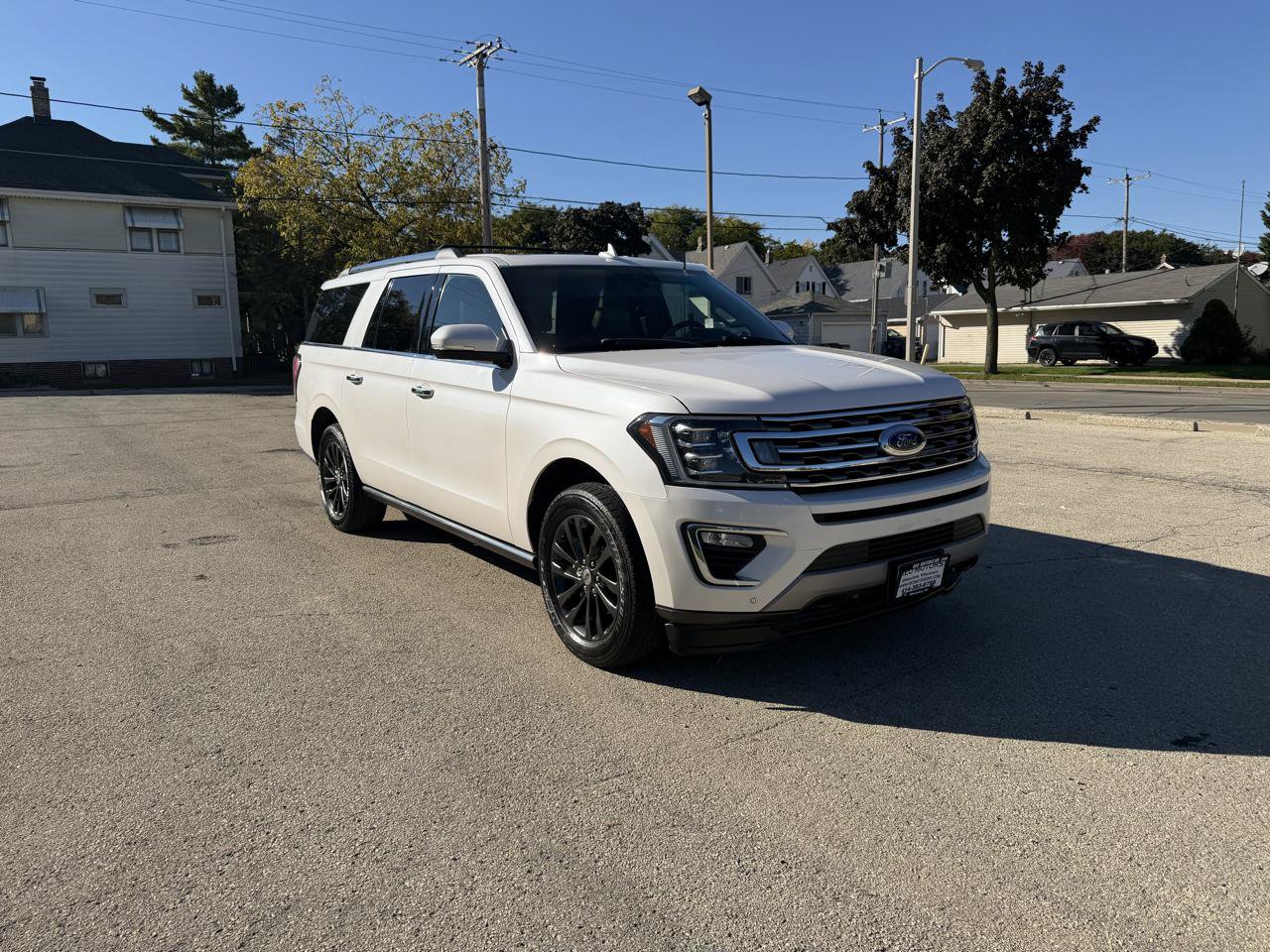 Used 2019 Ford Expedition Max Limited w/ Equipment Group 301A AWD/4WD image 1