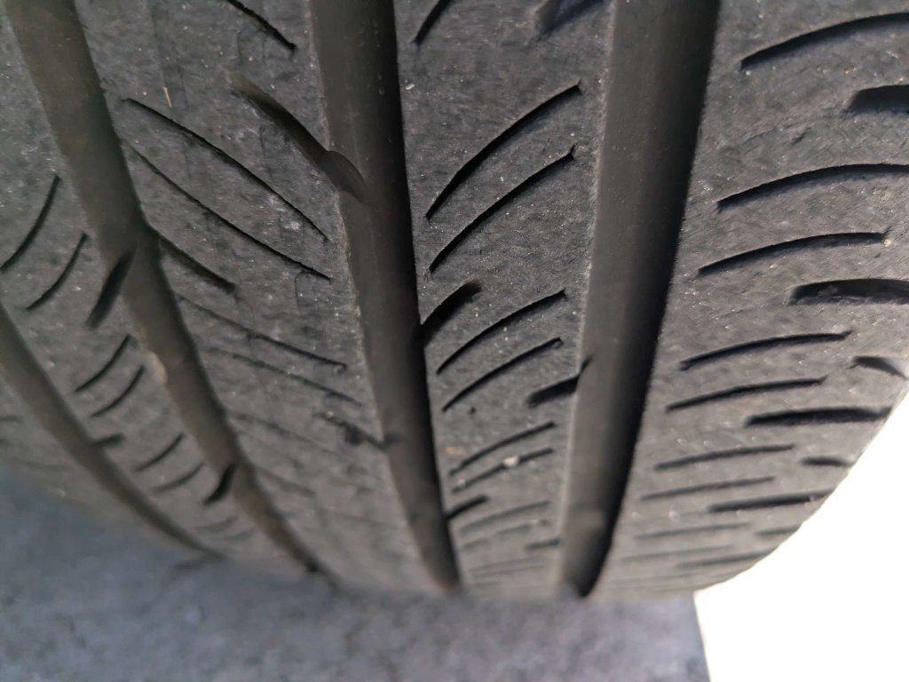 Used 2019 Ford Escape Titanium FWD image 22