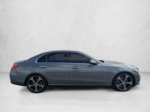 Used 2022 Mercedes-Benz C 300 Sedan image 4