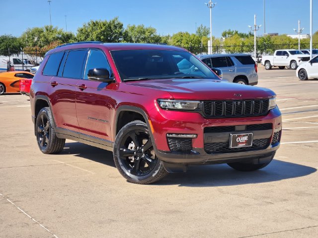 Used 2025 Jeep Grand Cherokee L Limited w/ Luxury Tech Group II AWD/4WD image 2