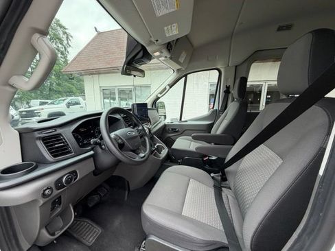 Used 2024 Ford Transit 350 XLT RWD image 8