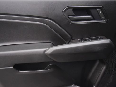 Used 2025 Chevrolet Colorado Trail Boss AWD/4WD image 26
