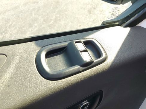 Certified 2022 Ford Transit 350 DRW image 18