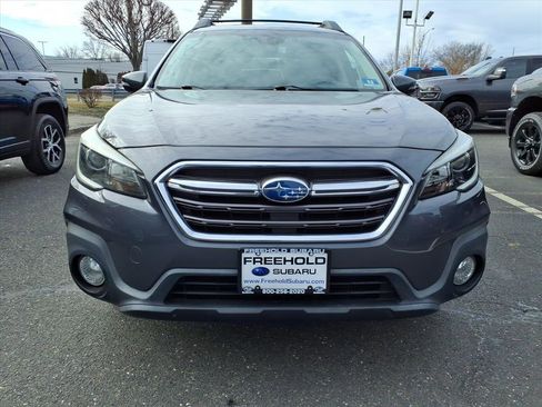 Used 2018 Subaru Outback 2.5i Premium image 2