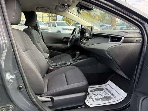 Used 2024 Toyota Corolla LE image 11