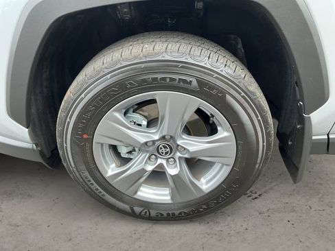 Certified 2025 Toyota RAV4 XLE AWD/4WD image 9