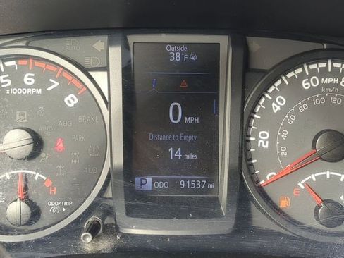 Used 2021 Toyota Tacoma SR image 21