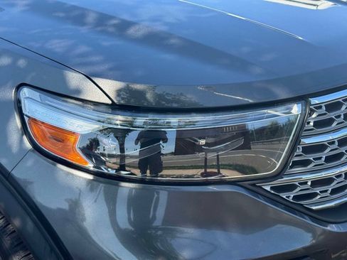 Used 2020 Ford Explorer Limited AWD/4WD image 8