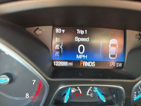 Used 2018 Ford Escape SE FWD image 20