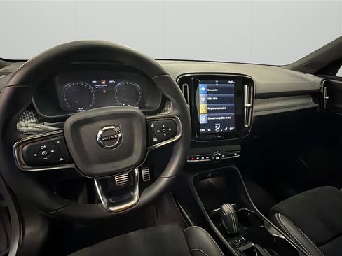 Used 2022 Volvo XC40 T5 R-Design AWD/4WD image 20