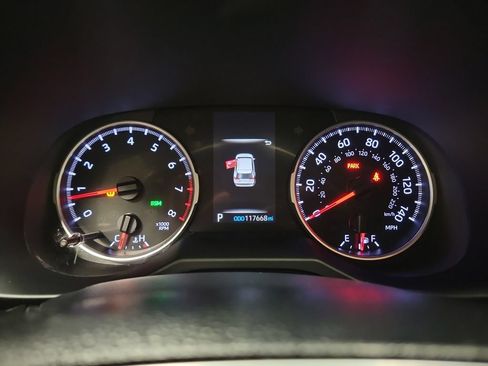 Used 2020 Toyota RAV4 XLE Premium AWD/4WD image 27