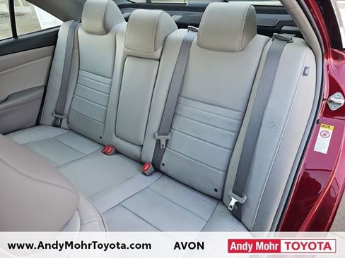 Used 2017 Toyota Camry XLE image 25